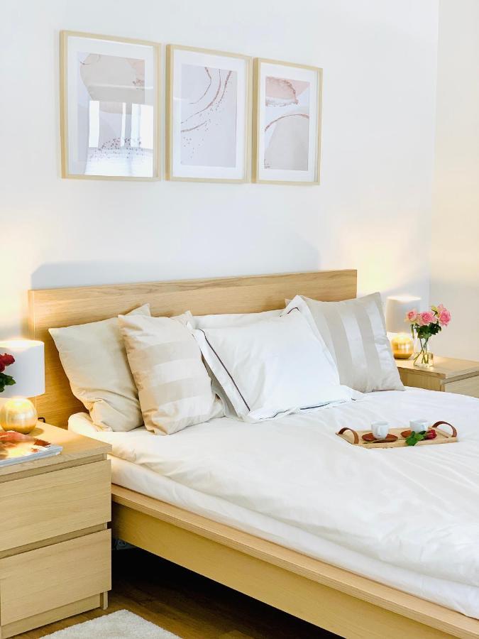 Apartament w centrum miasta z darmowym parkingiem dla dwojga -Apartamenty Pod Złotym Lwem IV Kłodzko Zewnętrze zdjęcie